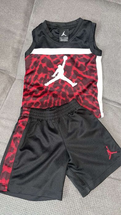 Екипи nike jordan 86-92 см