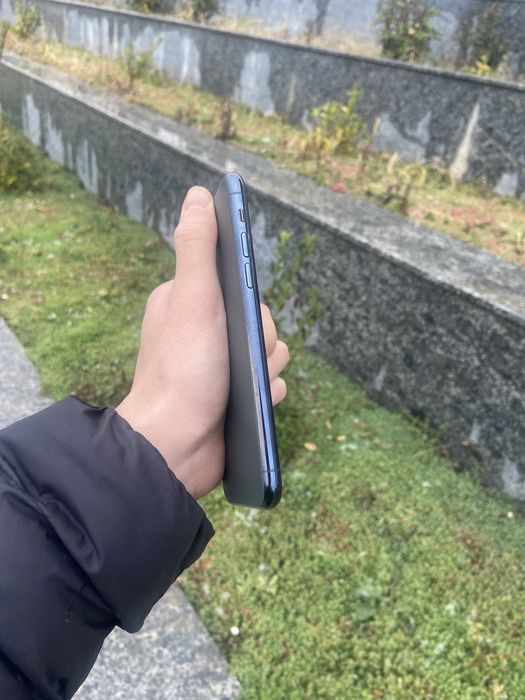 iPhone 11 pro 64 ideal