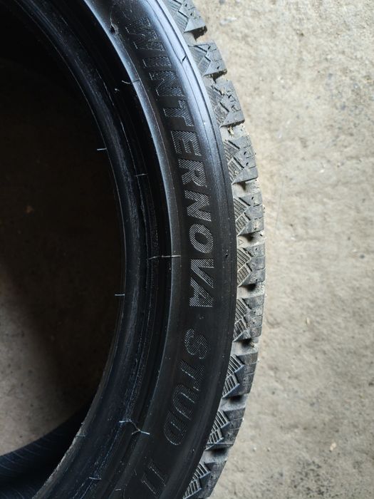 Продам комплект резины 215/45 r17