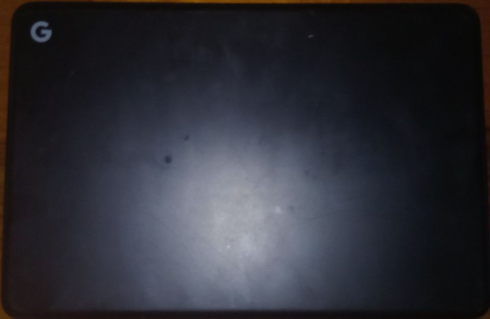 Vând laptop pixelbook pentru piese