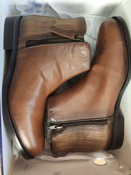 Полуботинки новые продам