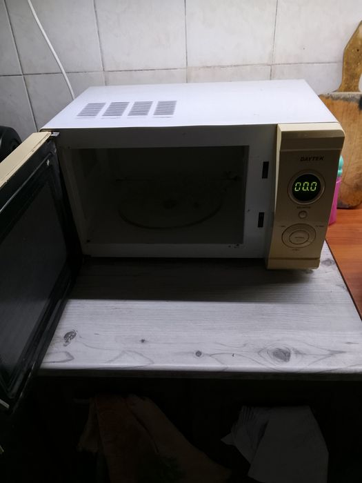 Микроволновая печь