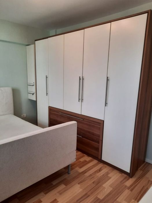 Închiriez ap 3 camere Aviației