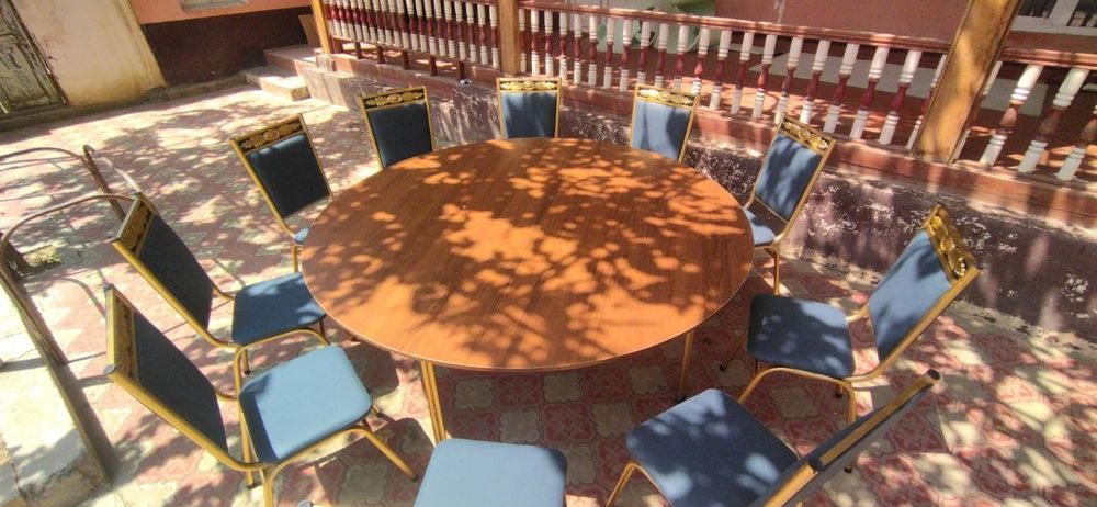 Toʻy xonaga stollarimiz