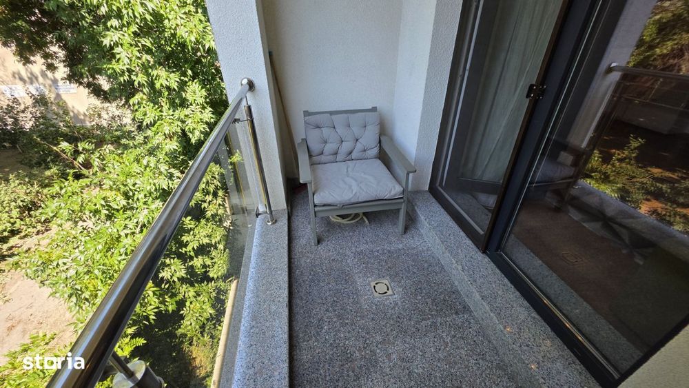Inchiriere Mosilor parcare subterna si centrala proprie