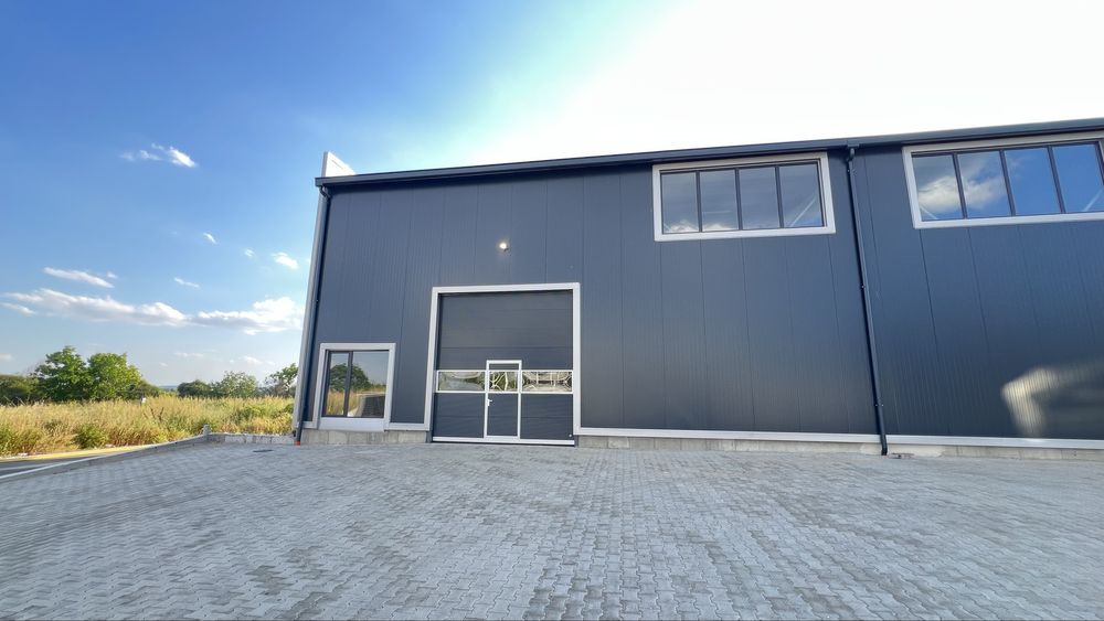 Продава Склад 275кв.м.