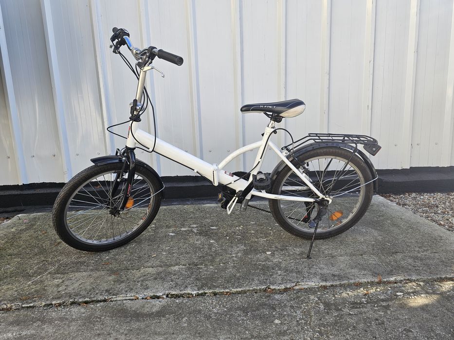 Vând bicicleta pliabila