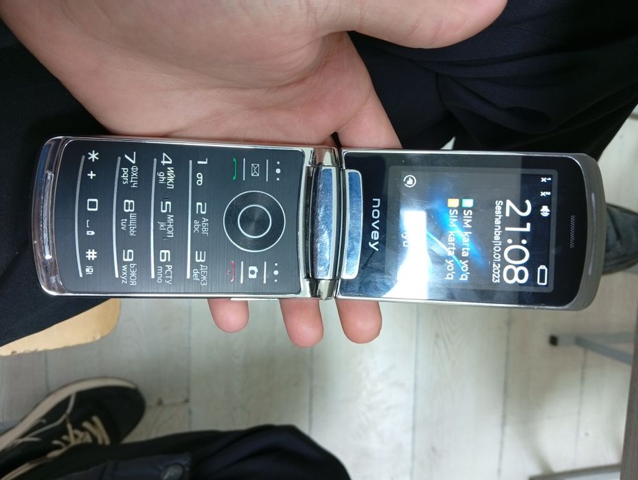 Novey kotta bollani 2 chi telefoni sotiladi