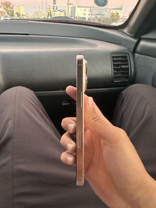Iphone 16 pro.