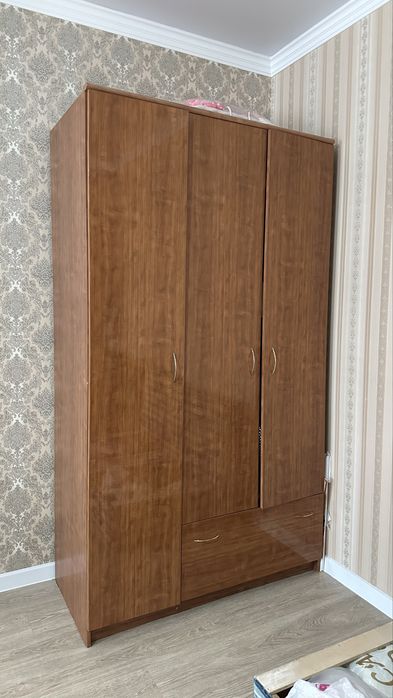 Продам набор мебели