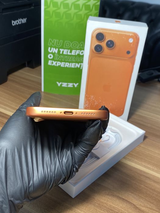 iPhone 17 Pro Max • 2 TB • Cosmic Orange