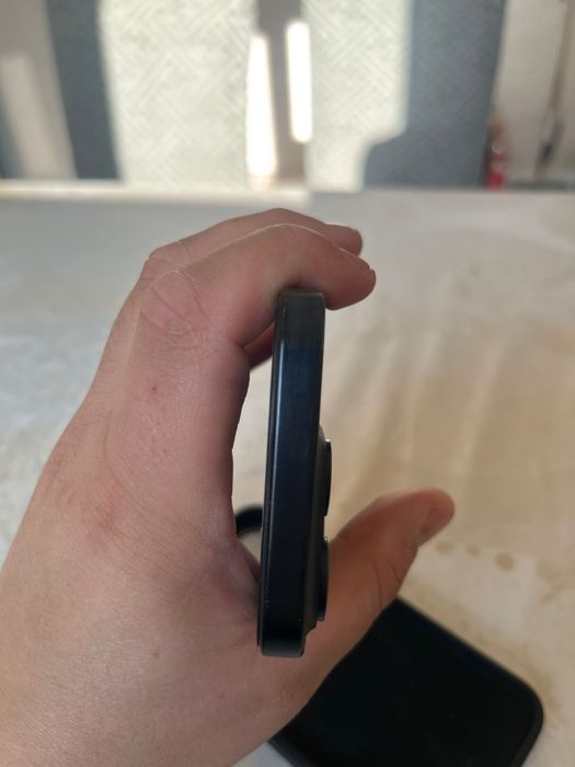 Iphone 15 Pro 256гб емкость 80%