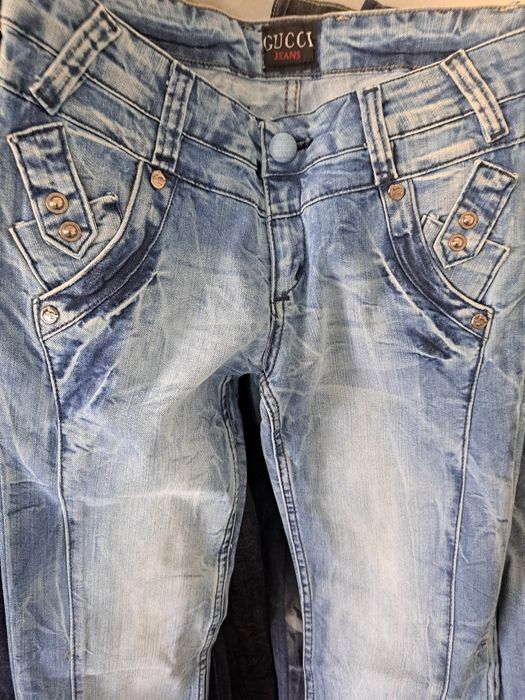 .китайски и турски дънки,и други дрехи, голямо количества на изгодно