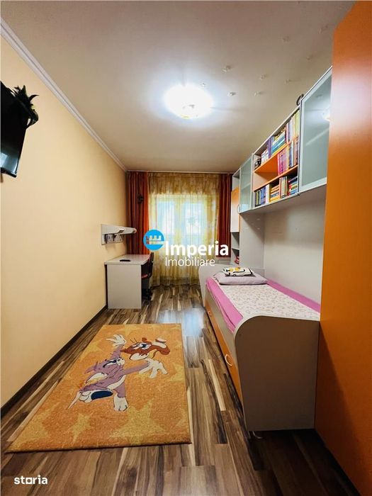 Inchiriez apartament 3 camere, decomandat, Pacurari - Petru Poni — fotografia 3