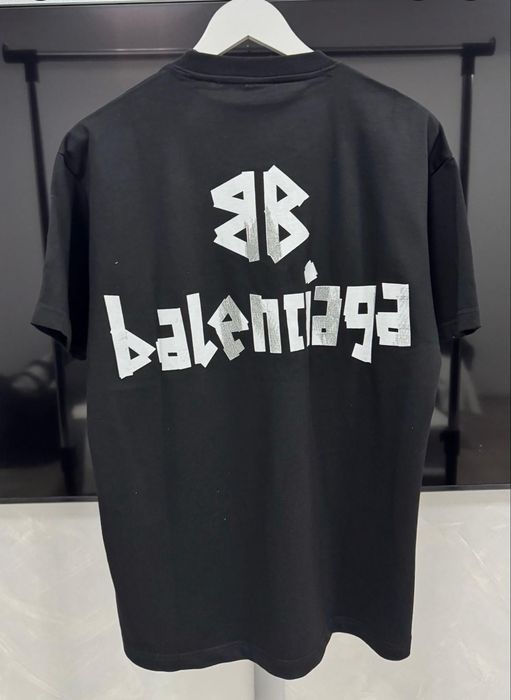 Tricou Balenciaga