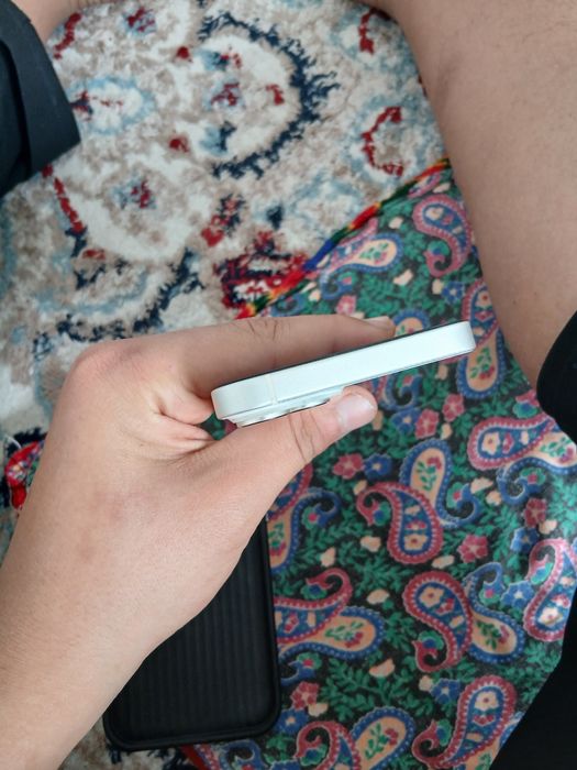 Айфон 14 сатылады