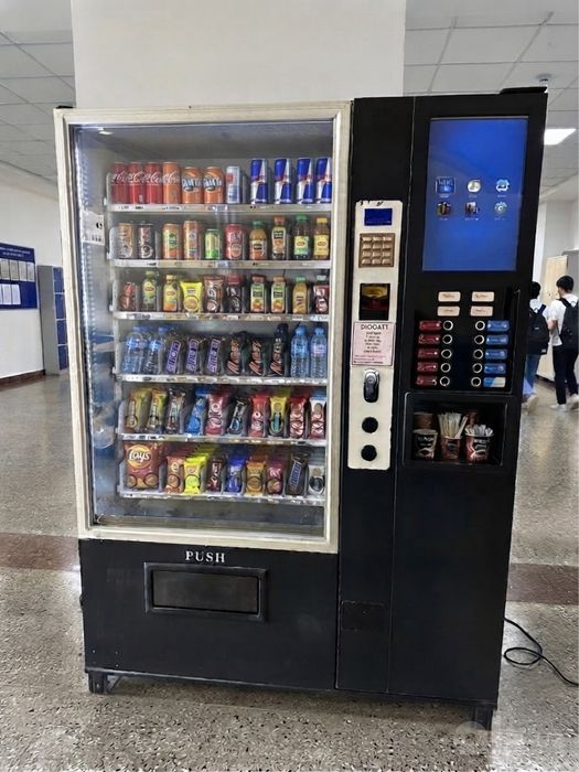 Продается большой вендинговый аппарат! Vending