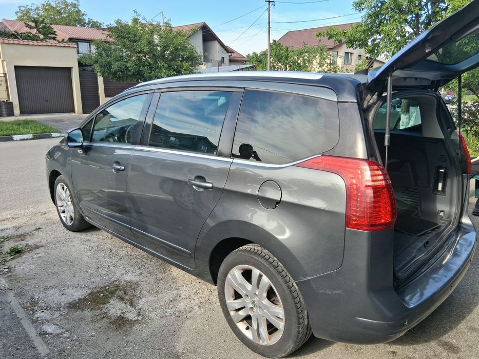 Peugeot 5008' an 2010