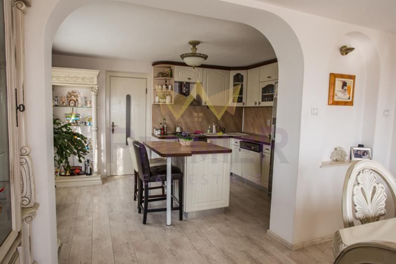 Продава се Къща в Варна, м-т Траката - 500 кв.м за 1980 €/кв.м - Снимка #3