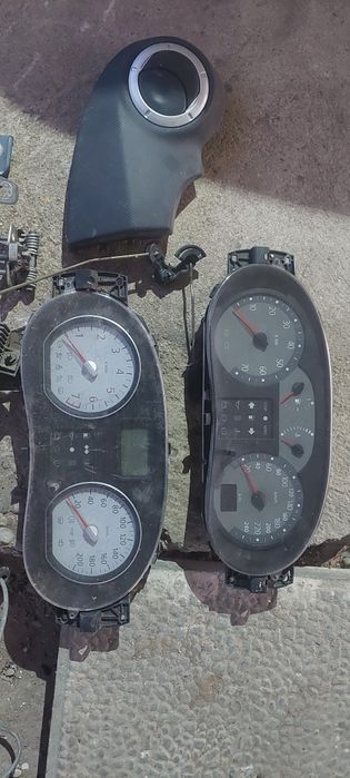 Машинки за ел стъкла тасове рено дачия Касетофони и CD - та и кабели з