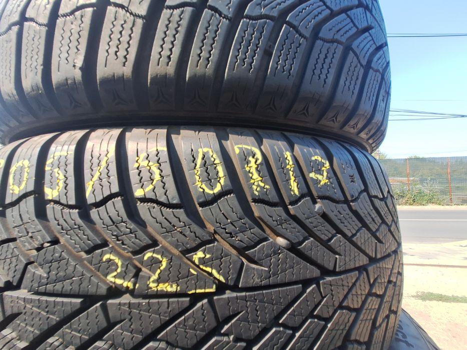 2 anvelope iarna 205/50r17 Kumho dot 2023  Montaj Gratuit