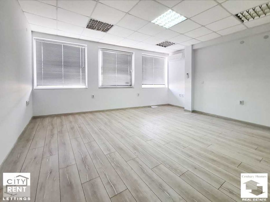Дава се под наем Офис в Велико Търново, Център - 156 кв.м за 1000 € - Снимка #7