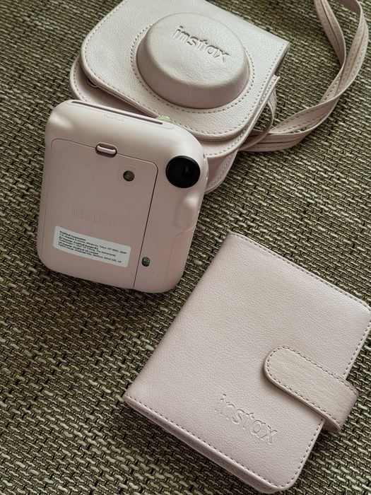 Фотоаппарат instax mini 12 розовый
