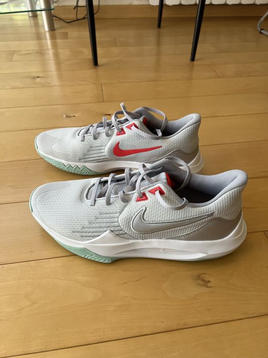 Обувки Nike Precision 5