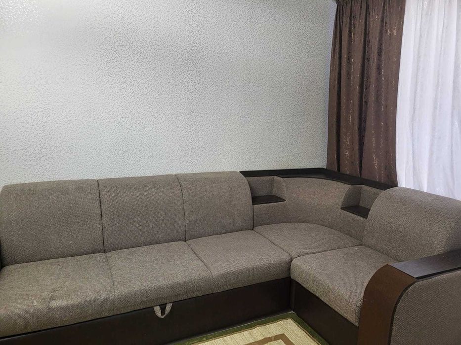 Диван раскладной ,угловой (300 на 170)