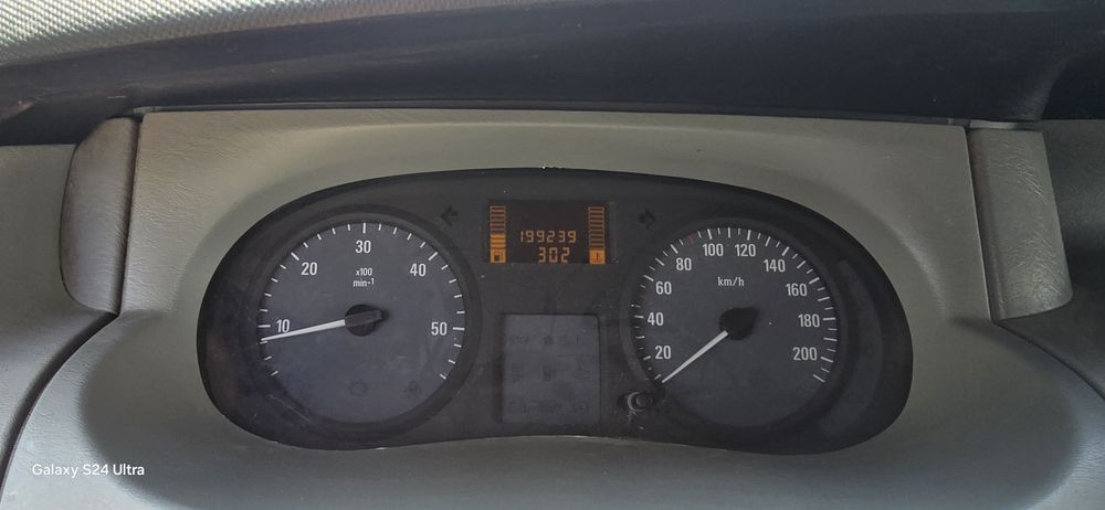 Opel Vivaro An 2008