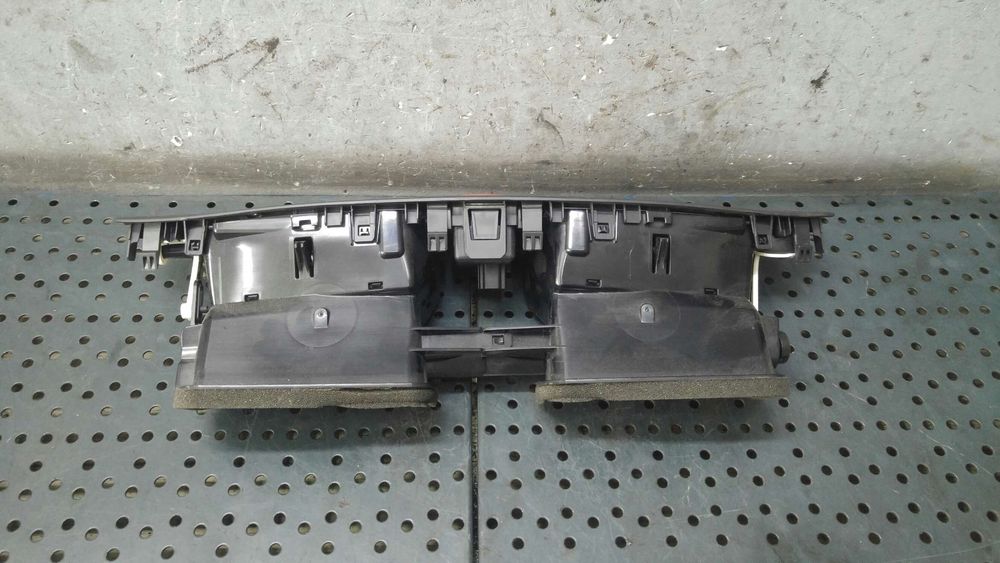 Grile aer bord centrale cu buton avarii renault scenic 3 jz0 1 682600031