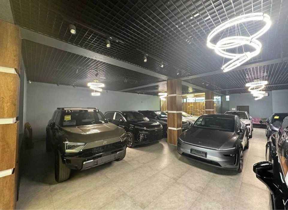 Срочно аренда Офис Автосалон Showroom вдоль малой кольцевой дороги
