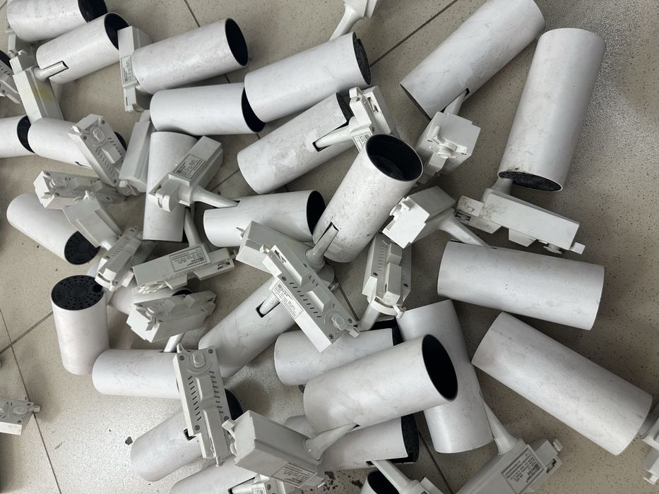 Споты потолочные белые