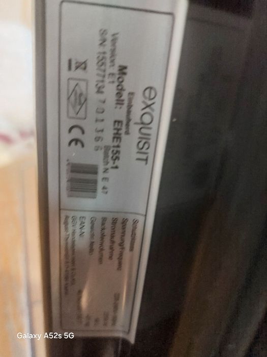 Фурна за вграждане с керамични котлони