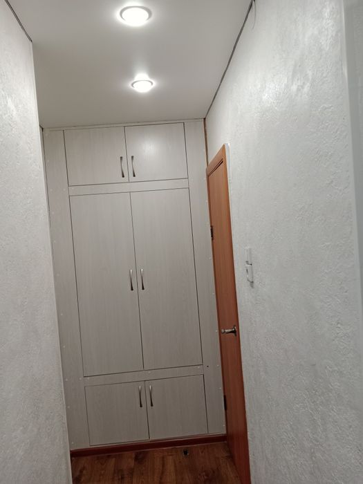 Срочно продам 2 комнатную квартиру