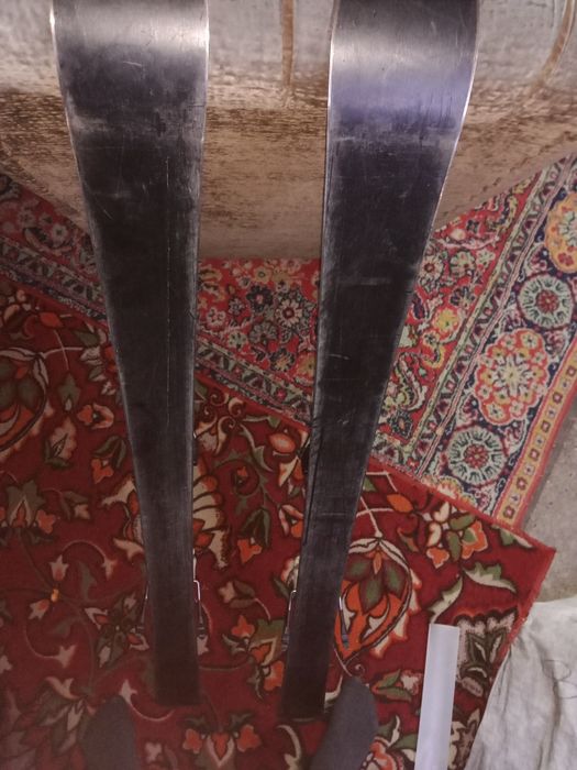 Продам горные лыжи