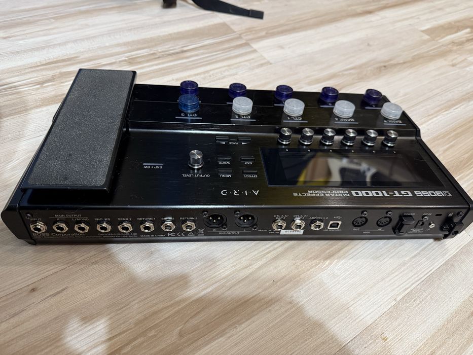 Гитарный процессор Boss GT-1000