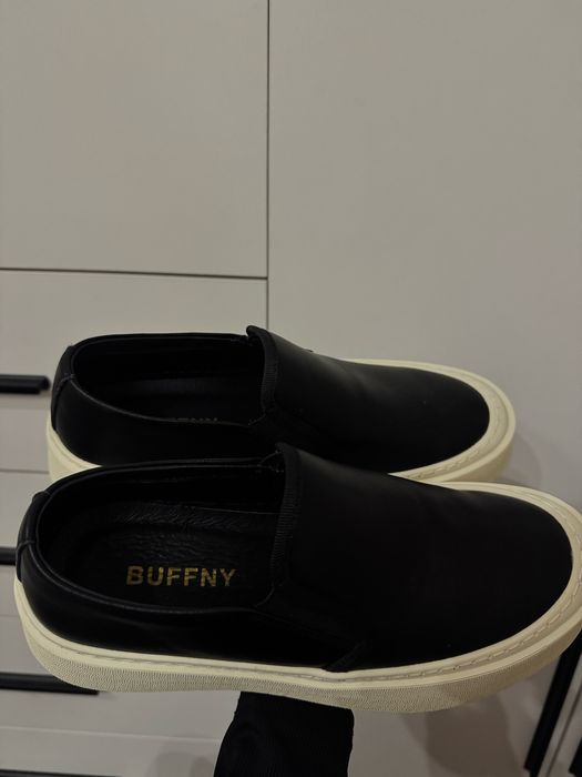 Продаю новую обувь