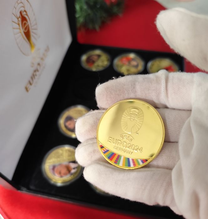 Euro 2024 Germany Лот от 12 плакета с футболисти, в кутия