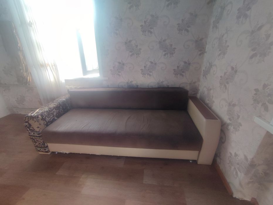 Срочно отдам бесплатно мебель самовывоз
