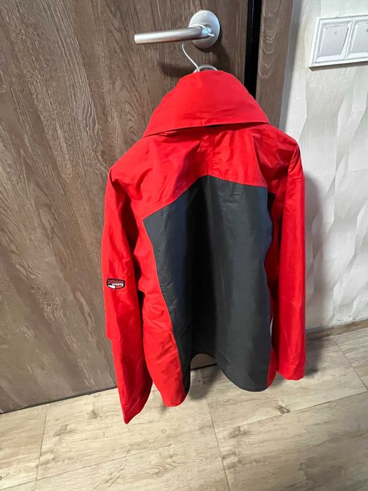 Мъжко яке за дъжд и вятър