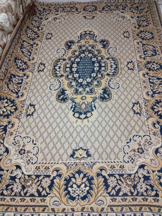 Майкудук, продаю ковёр.