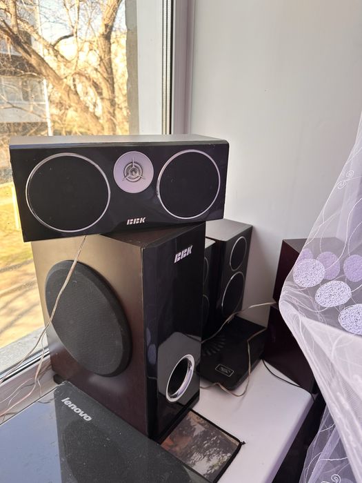 Домашний кинотеатр