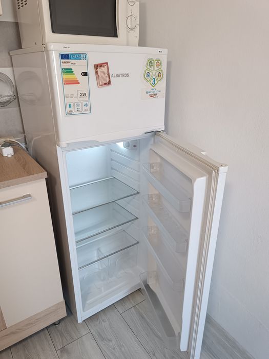 Frigider cu congelator