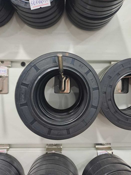 Сальники в ассортименте