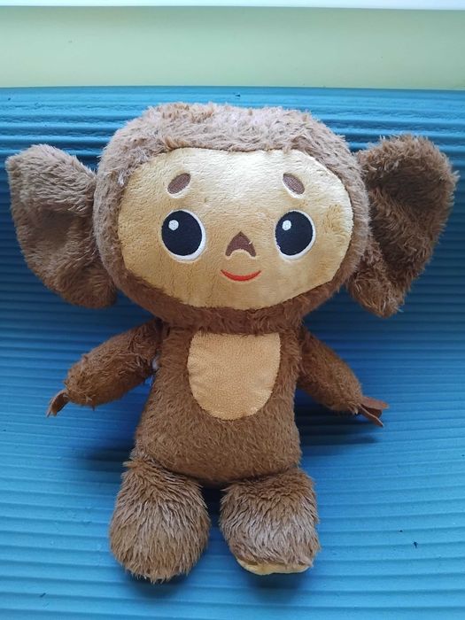 Голяма Оригинална Играчка Чебурашка 35 см.