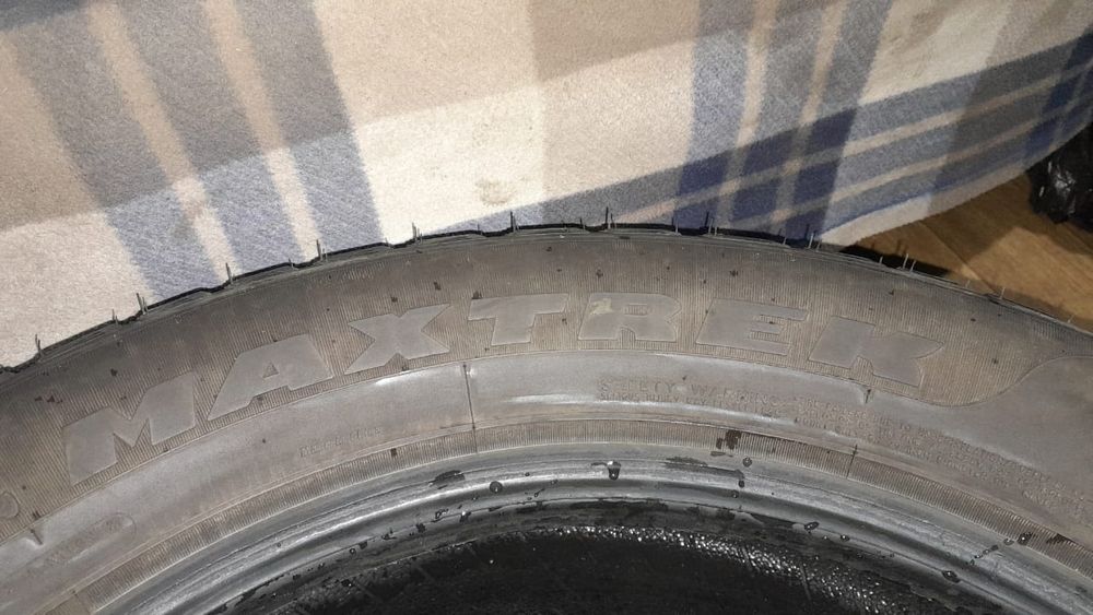 Продам шины комплект