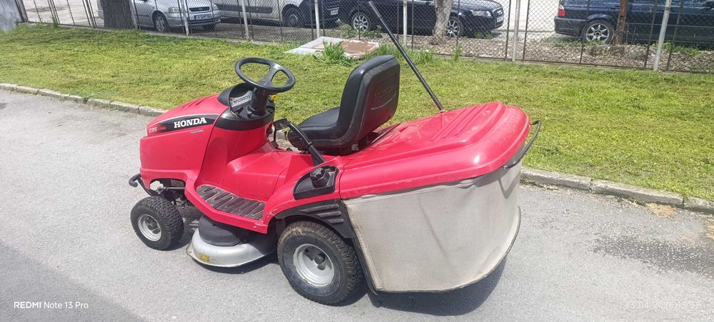 Тракторна косачка honda 17к.с. 2417