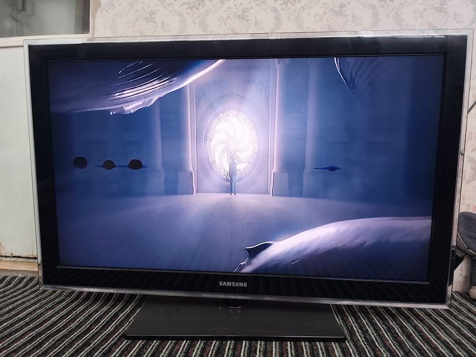 Телевизор samsung