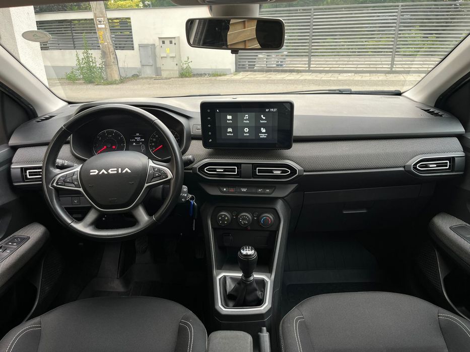 DACIA Logan 2023 — imagine 5